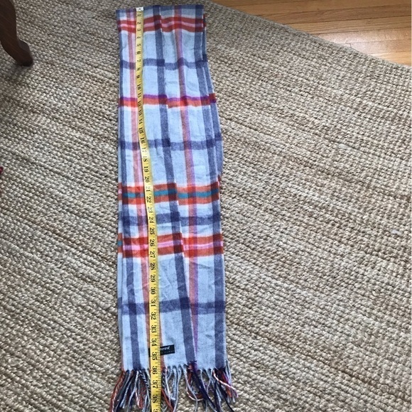 CASHMINK plaid scarf. - Picture 6 of 7